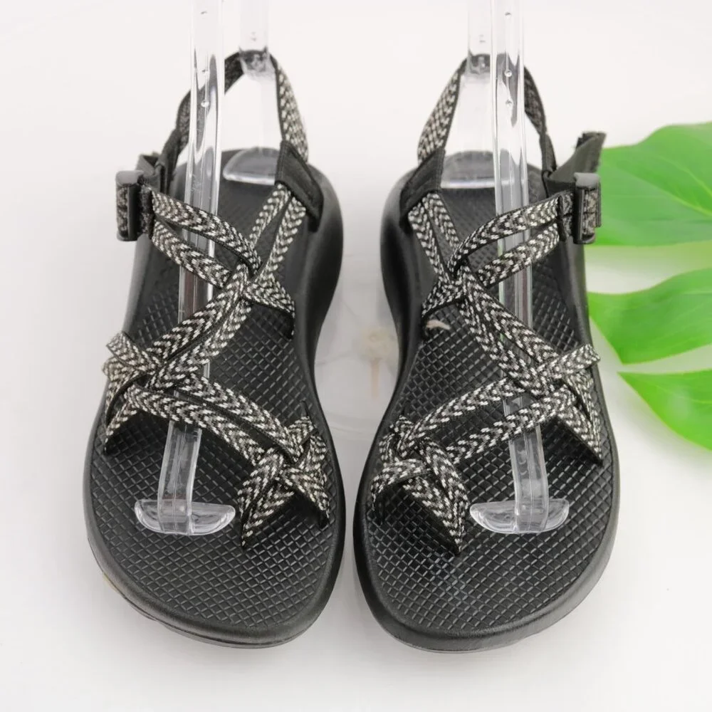 Chaco Womes ZX/2 Sandal Size 9 Black Strappy Toe Loop Adjustable Hike Trail Shoe